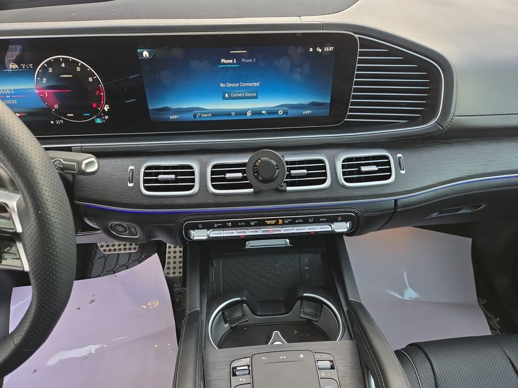 Used 2025 Mercedes-Benz GLS 580 4MATIC image 15