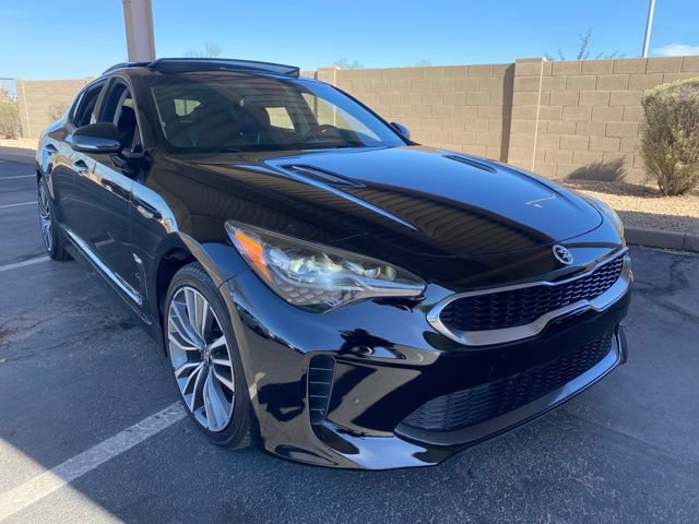 Used 2018 Kia Stinger Premium RWD image 4