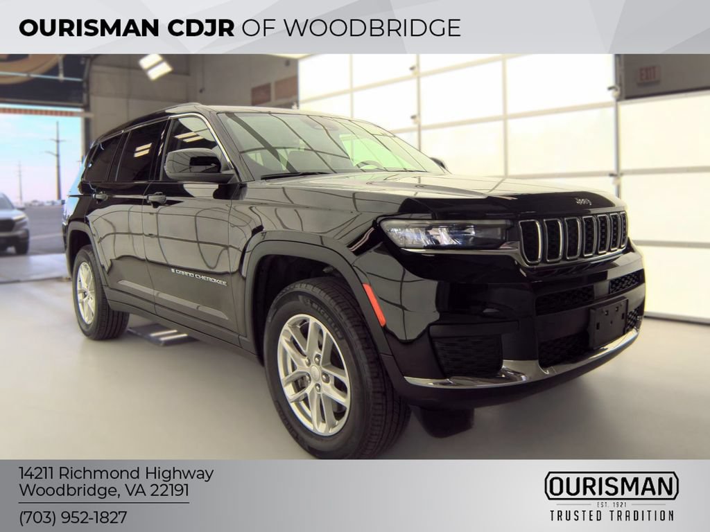 Used 2023 Jeep Grand Cherokee Summit AWD/4WD image 4