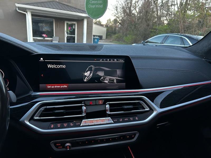 Used 2019 BMW X7 xDrive50i w/ M Sport Package image 23