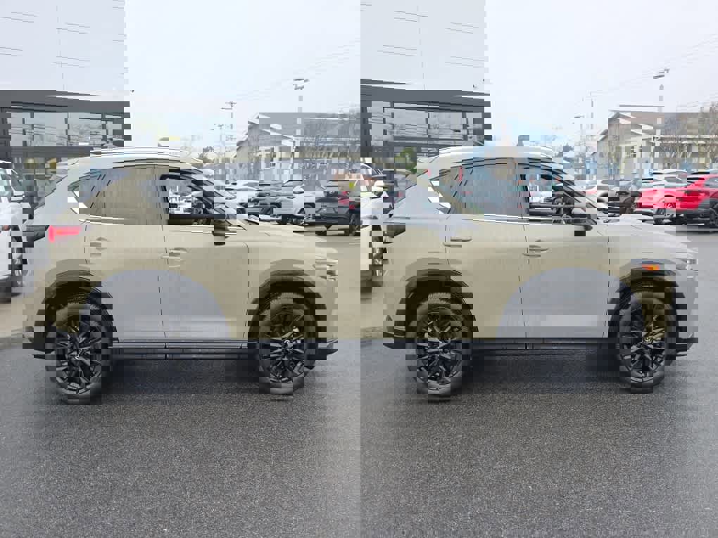 Used 2025 MAZDA CX-5 Carbon Edition image 5