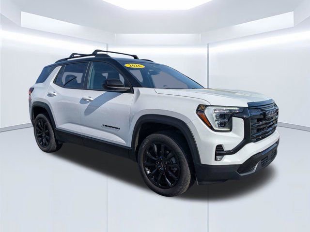 Used 2026 GMC Terrain Elevation w/ Elevation Premium Package image 1