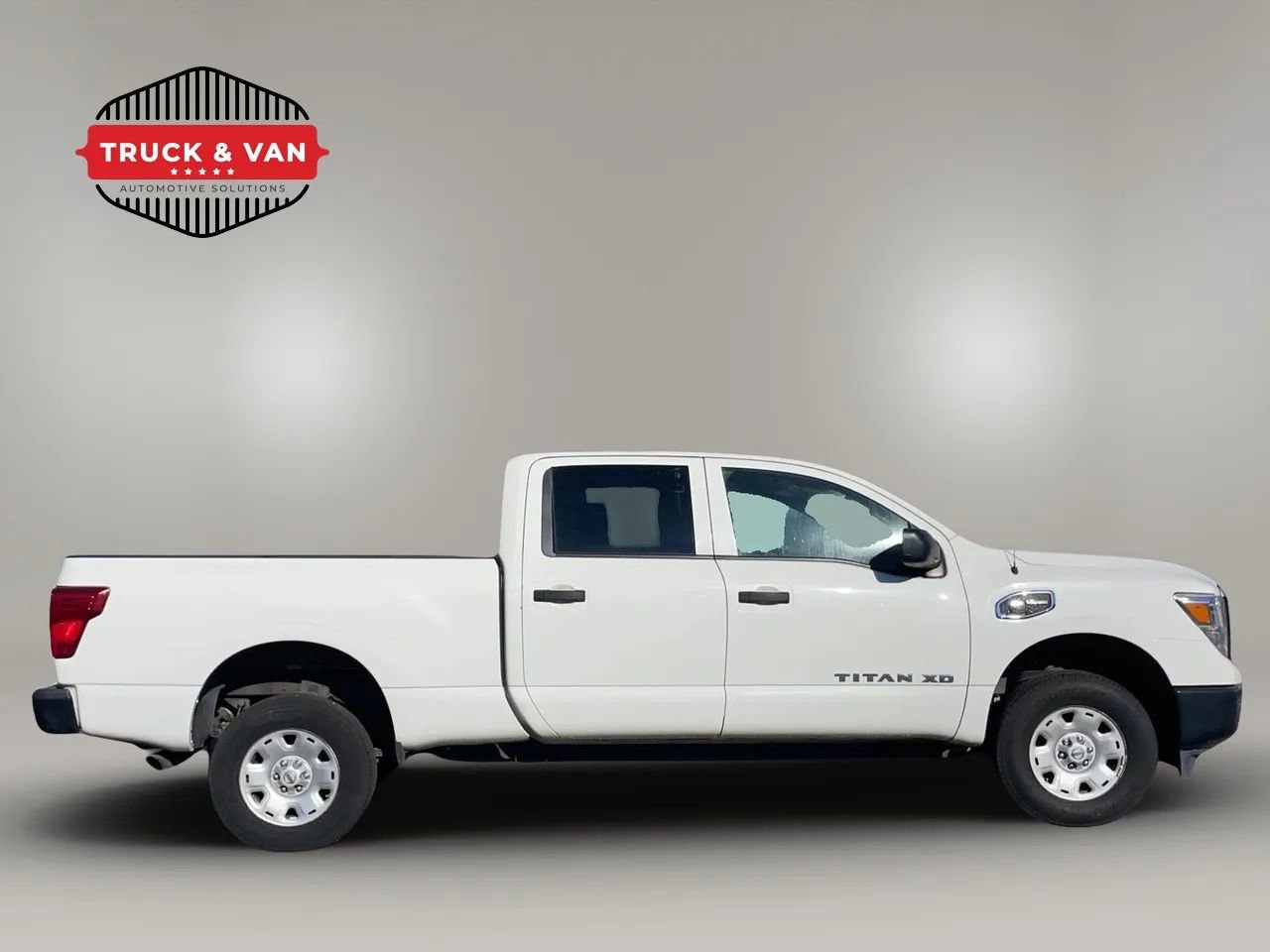 Used 2019 Nissan Titan S w/ S Utility Package AWD/4WD image 8