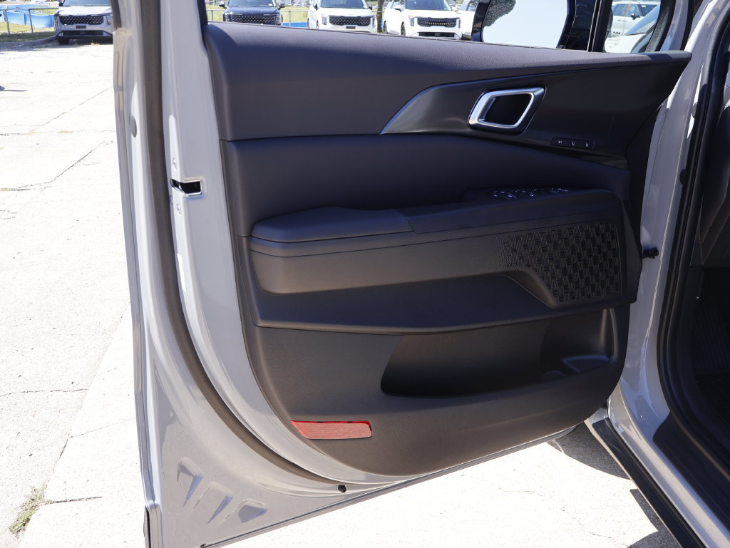 New 2027 Kia Carnival SX w/ Dark Edition Package FWD image 21