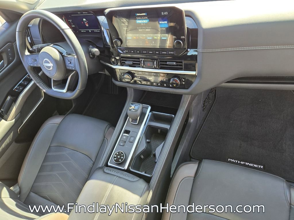 Used 2025 Nissan Pathfinder Platinum AWD/4WD image 19