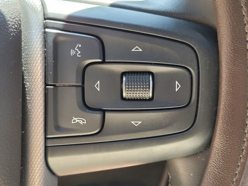 Used 2024 GMC Sierra 2500 Denali w/ Denali Reserve Package image 24