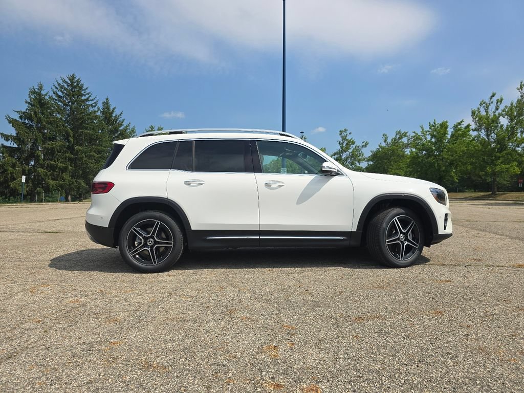 New 2026 Mercedes-Benz GLB 250 4MATIC image 17