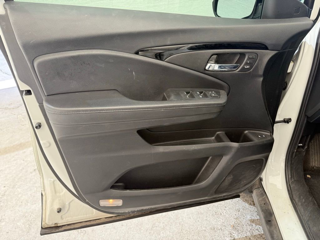 Used 2021 Honda Passport Touring image 13