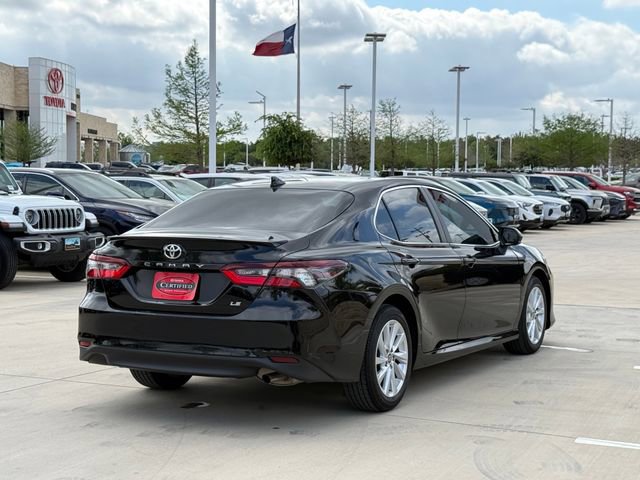 Used 2023 Toyota Camry LE image 5