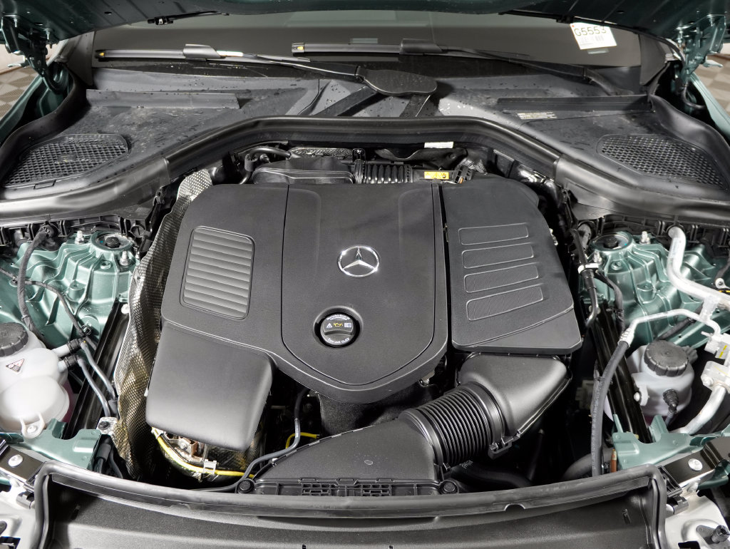 Certified 2026 Mercedes-Benz GLC 300 4MATIC image 32