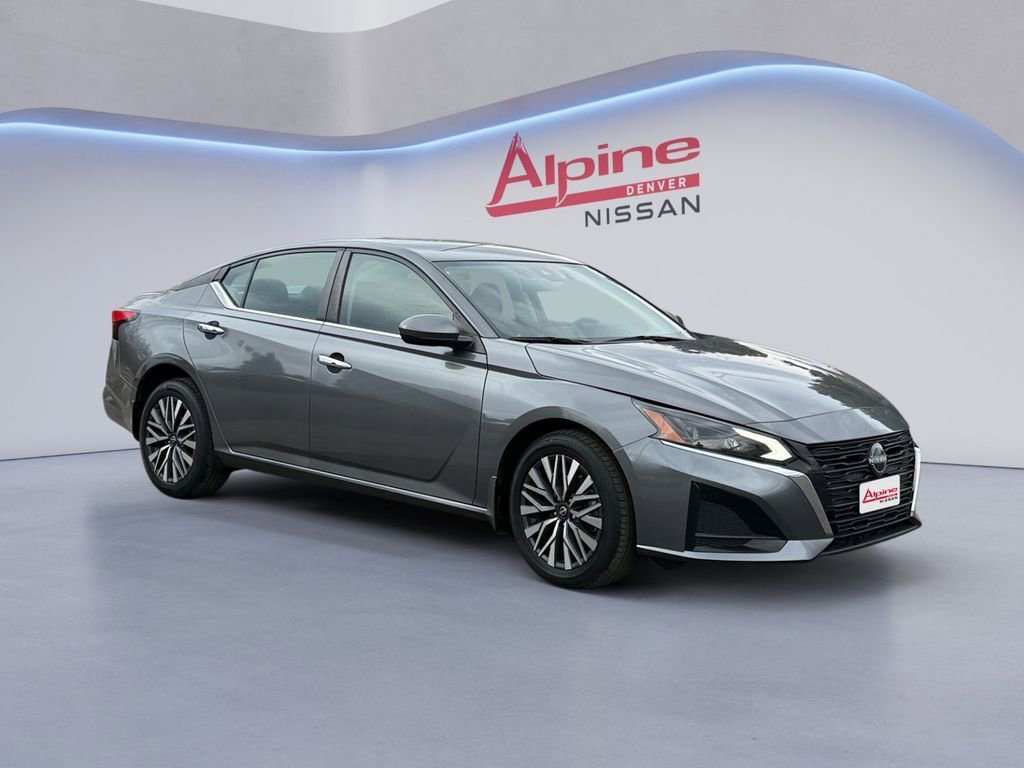 Used 2023 Nissan Altima 2.5 SV image 7