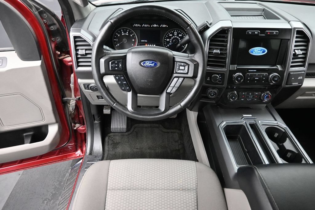 Used 2017 Ford F150 XLT w/ Equipment Group 302A Luxury AWD/4WD image 14