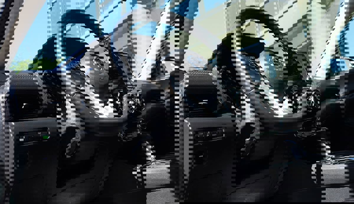 Used 2021 Nissan Sentra SV image 40