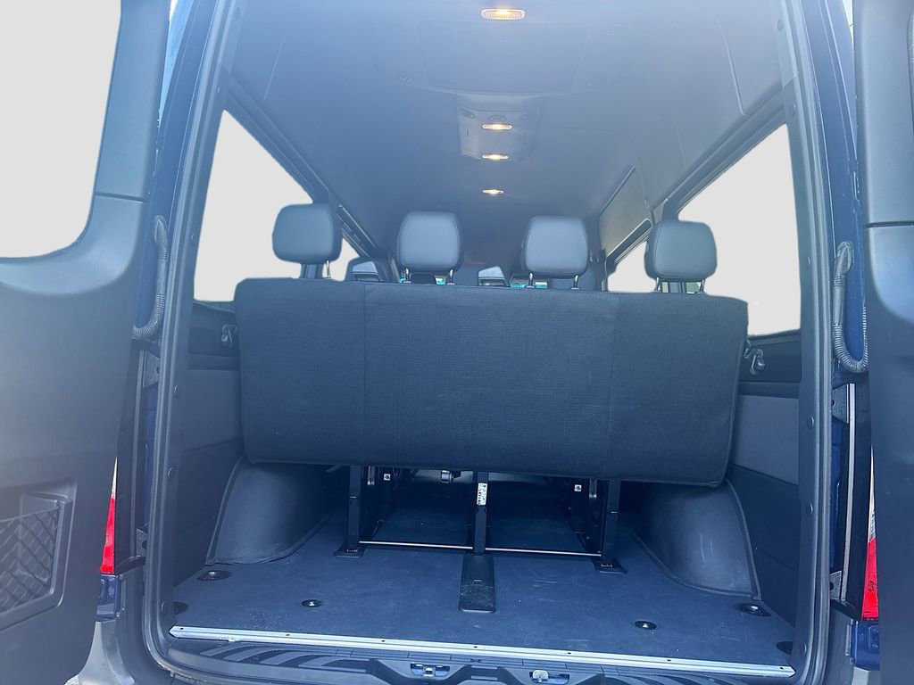 Used 2024 Mercedes-Benz Sprinter 2500 image 36