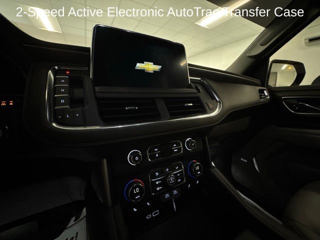 Used 2024 Chevrolet Tahoe Z71 w/ Luxury Package AWD/4WD image 18