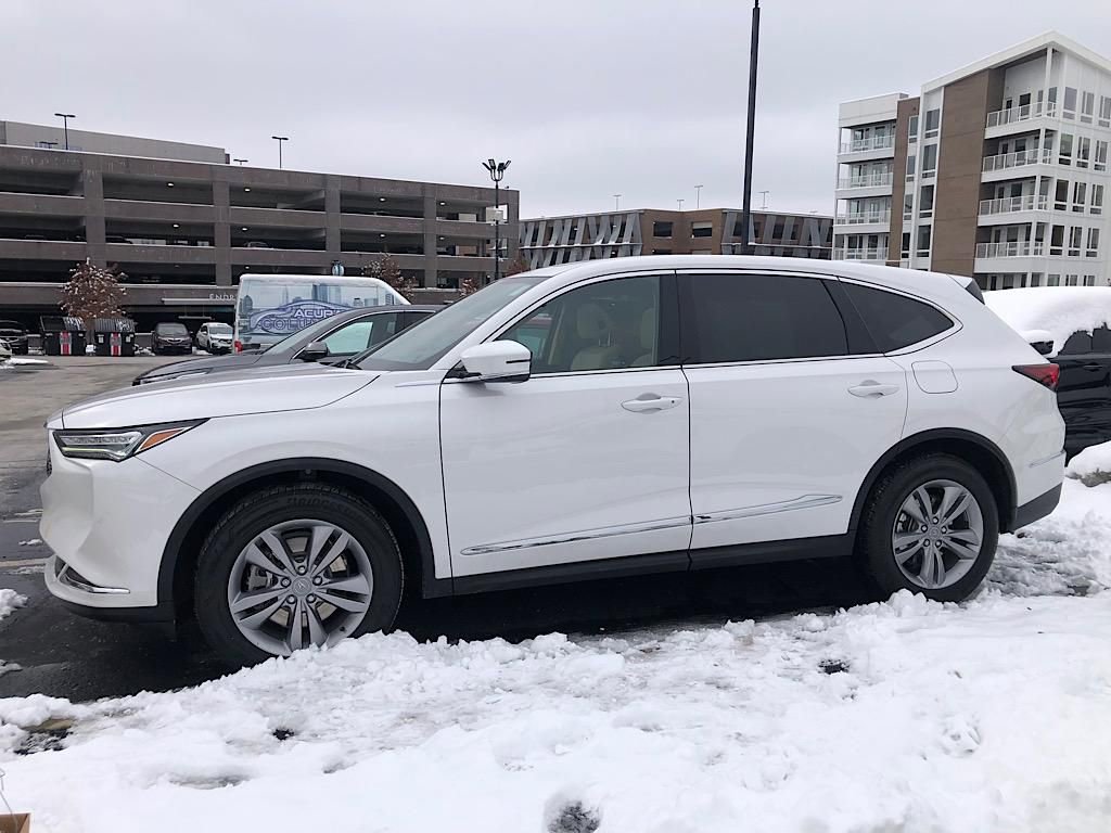 Certified 2023 Acura MDX SH-AWD image 5