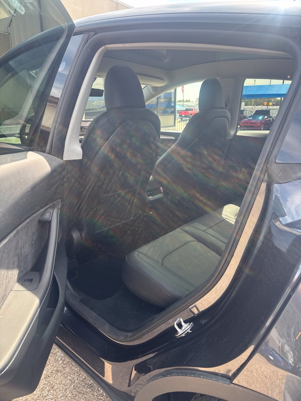 Used 2024 Tesla Model Y Long Range AWD/4WD image 5