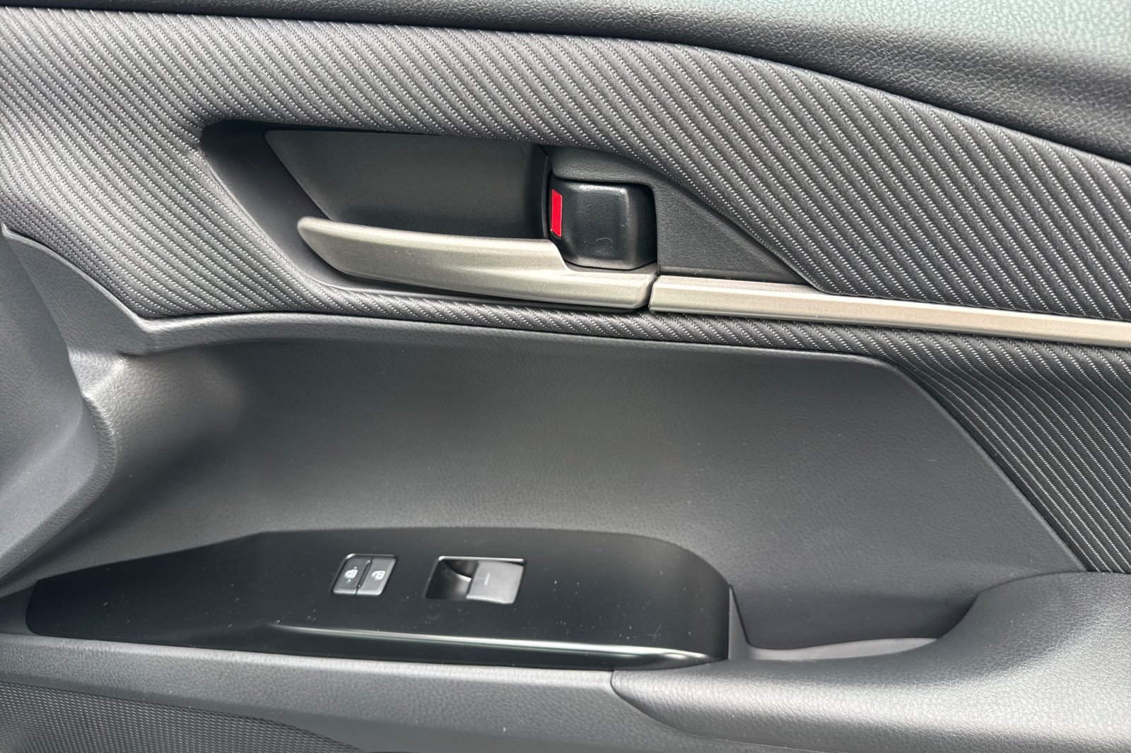 New 2026 Toyota Camry SE w/ Multimedia Upgrade Package FWD image 20