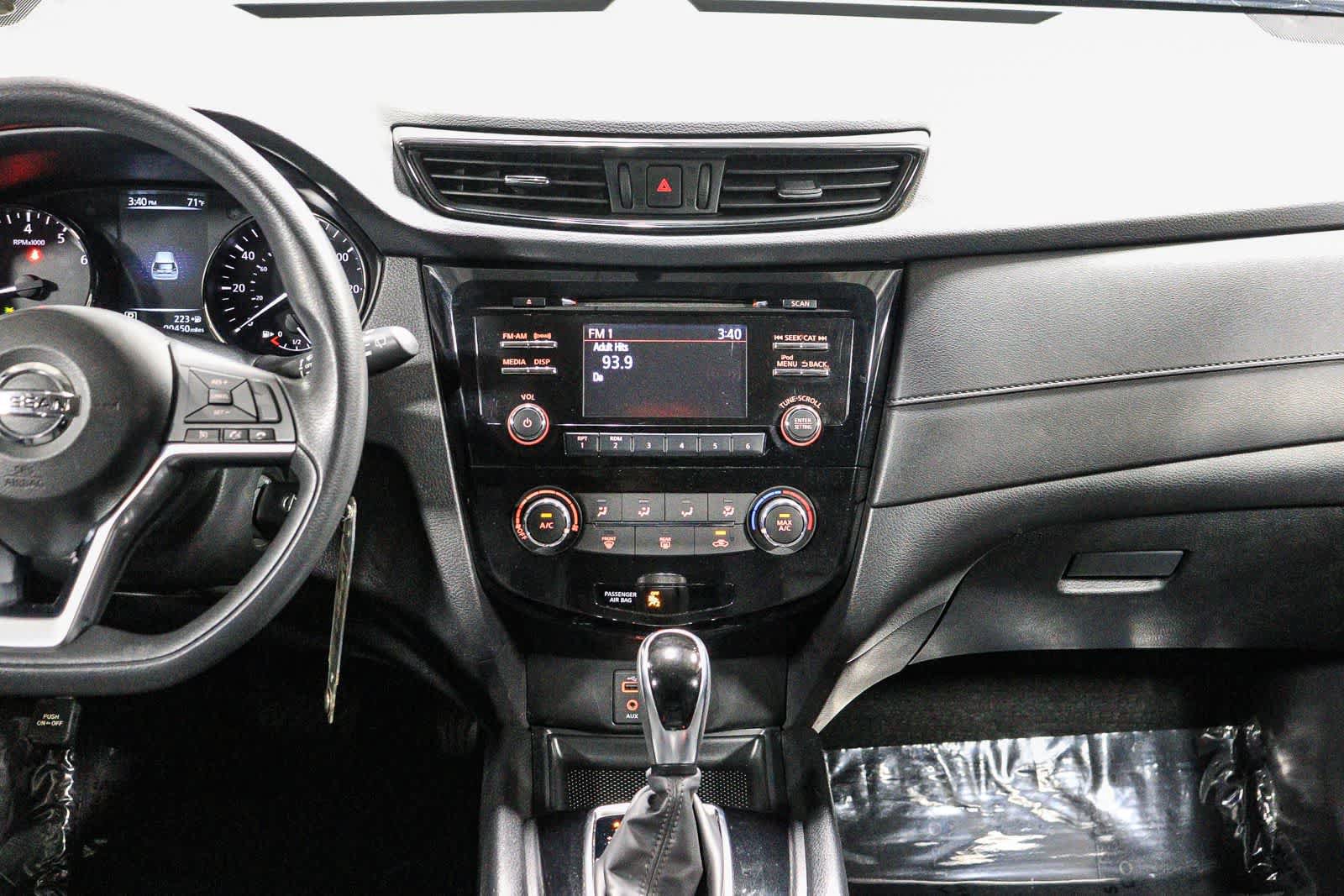 Used 2017 Nissan Rogue S FWD image 13