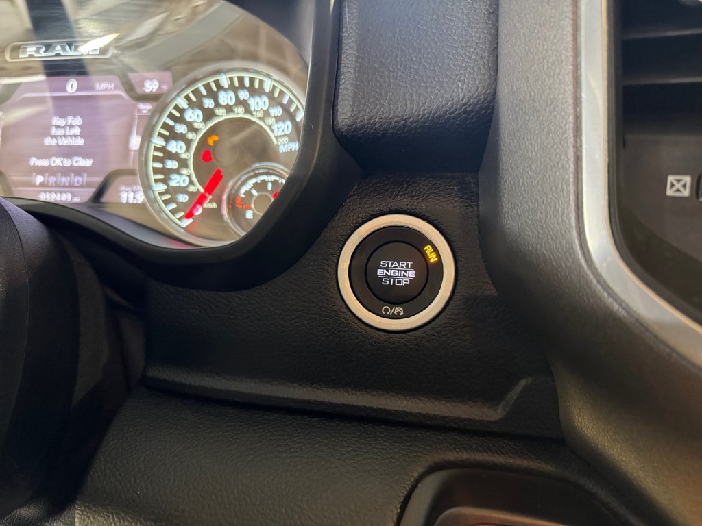 Used 2022 RAM 1500 Big Horn AWD/4WD image 29