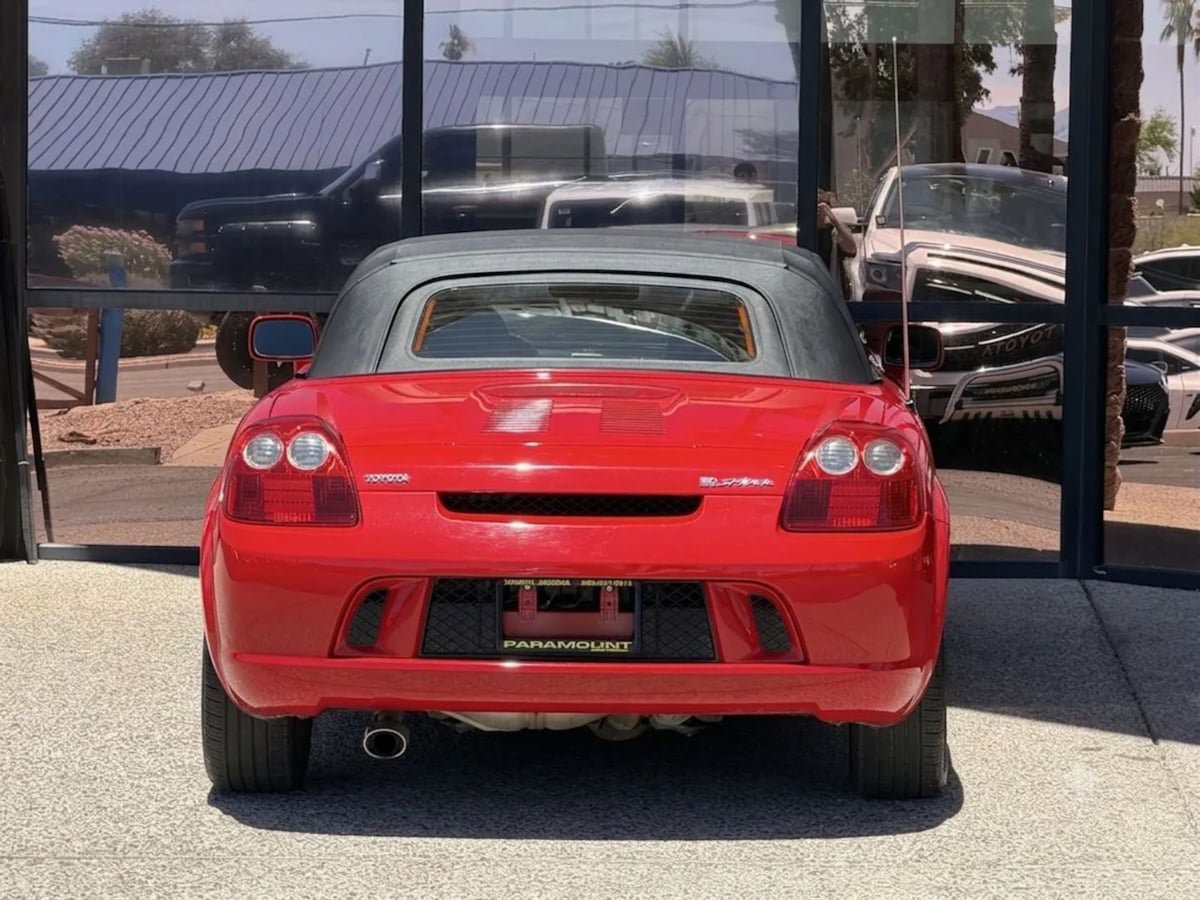 Used 2003 Toyota MR2 RWD image 13