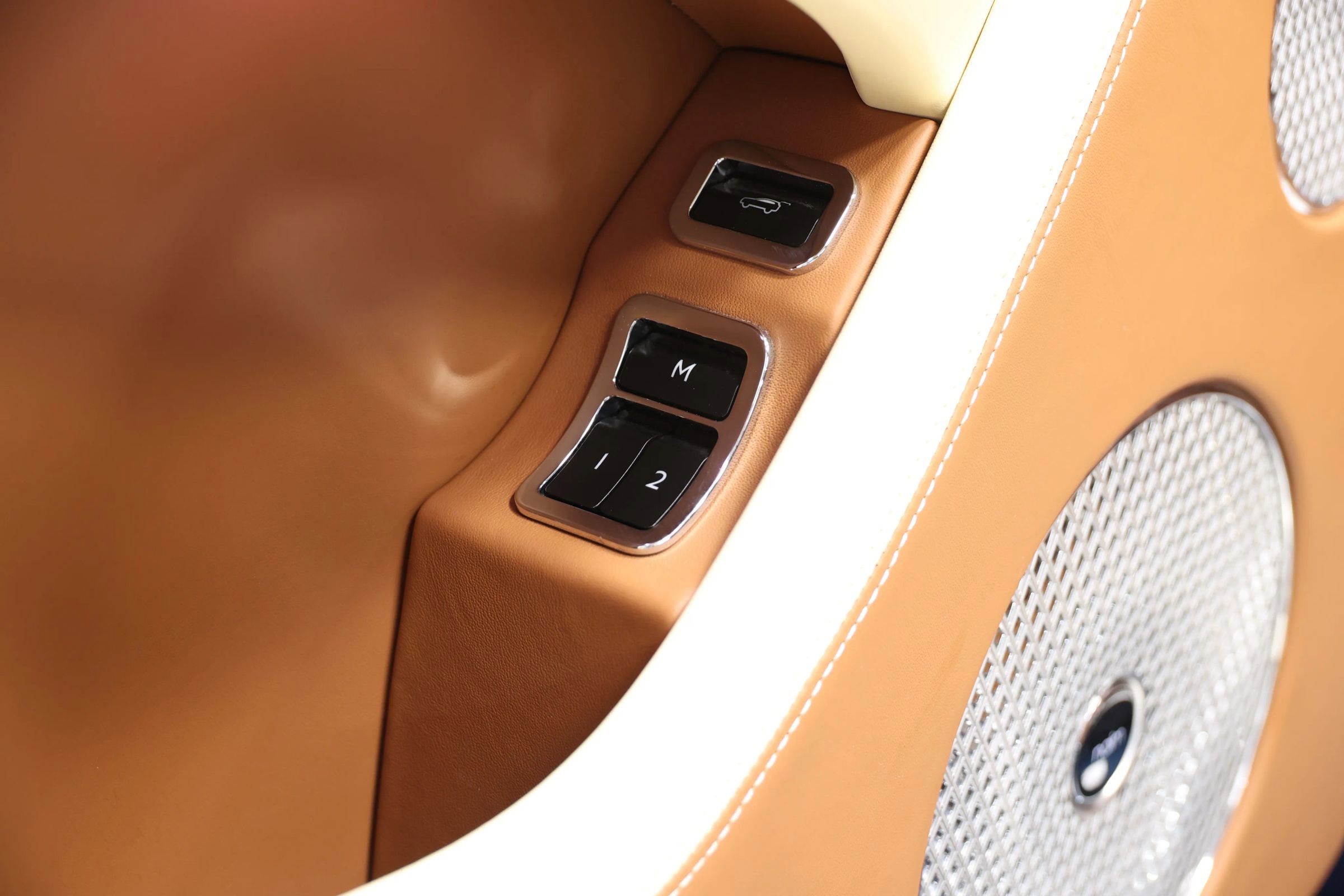 Used 2023 Bentley Bentayga Speed image 15