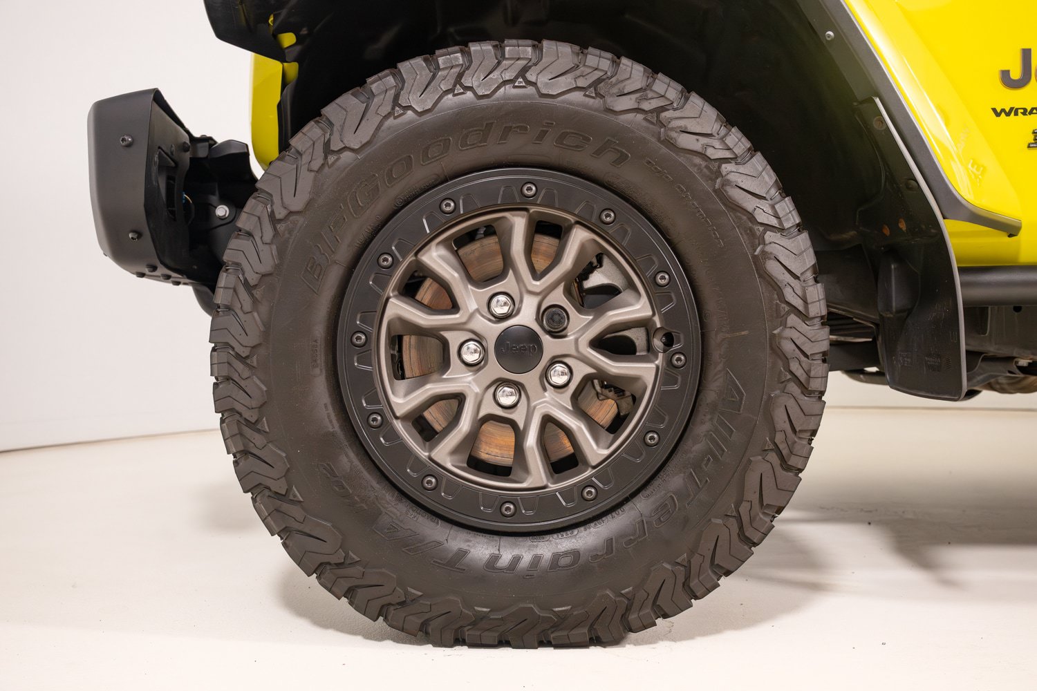 Used 2023 Jeep Wrangler Unlimited Rubicon 392 w/ Trailer Tow Package AWD/4WD image 15