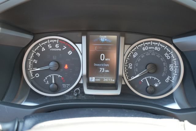 Used 2023 Toyota Tacoma SR5 w/ Technology Package AWD/4WD image 27