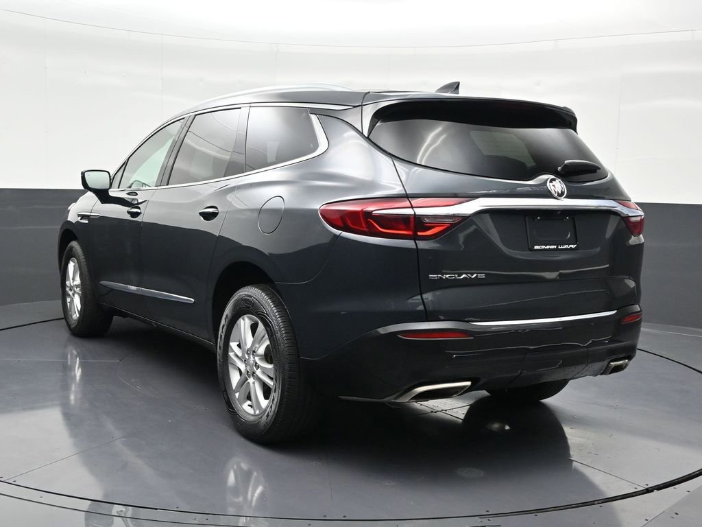 Used 2020 Buick Enclave Essence image 3