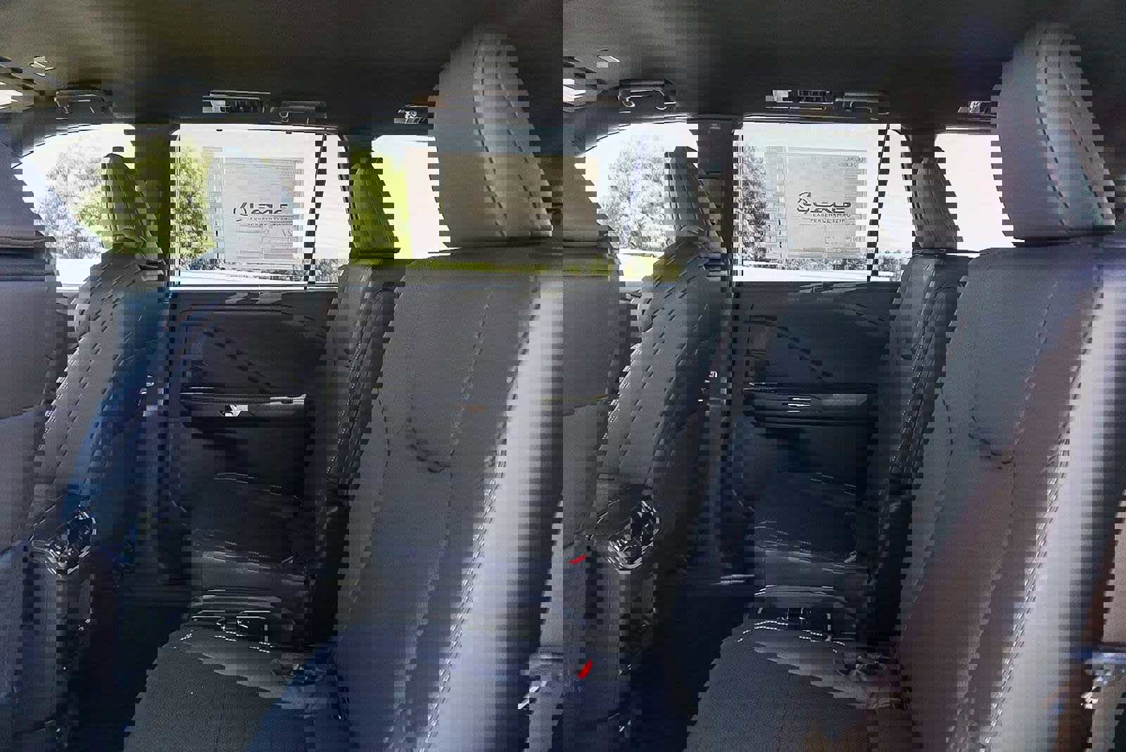 New 2026 Lexus TX 500h AWD image 18