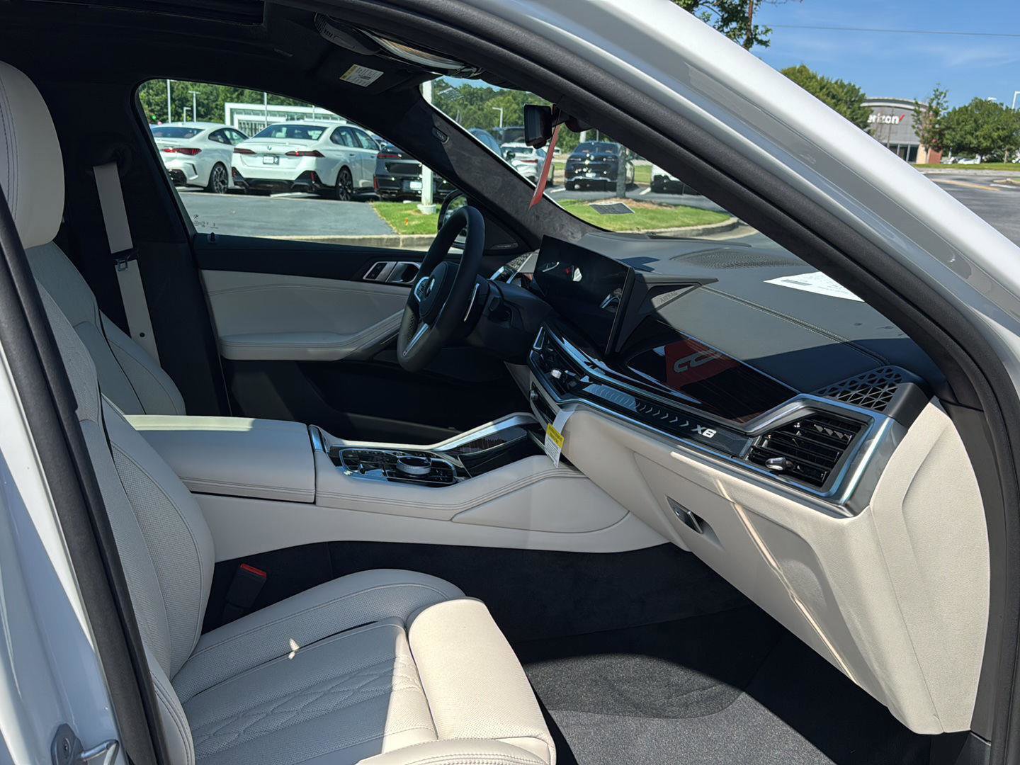 New 2026 BMW X6 xDrive40i w/ Executive Package image 10