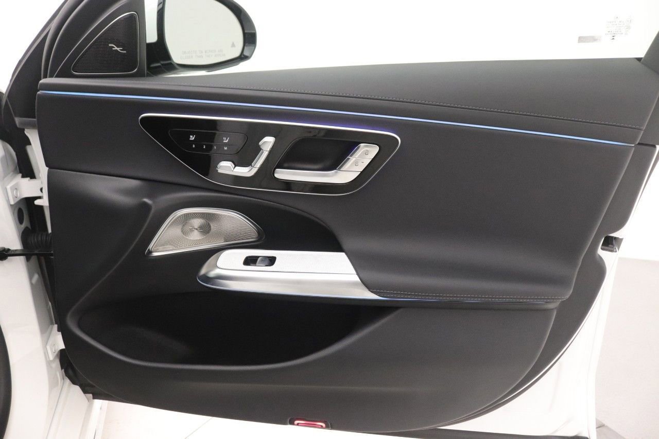 New 2025 Mercedes-Benz E 350 4MATIC Sedan image 24