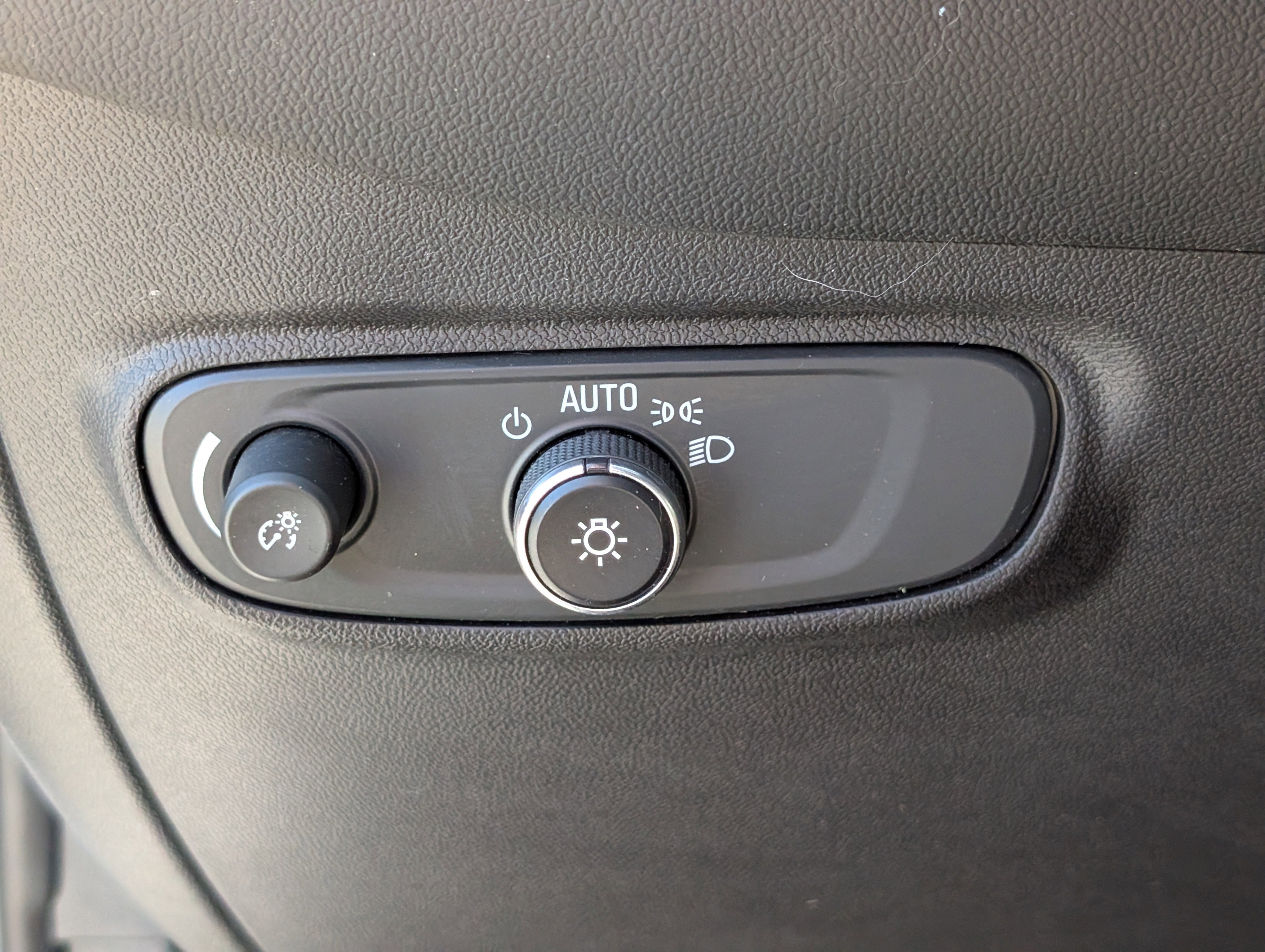 Used 2023 Chevrolet Equinox LS w/ LS Convenience Package image 20