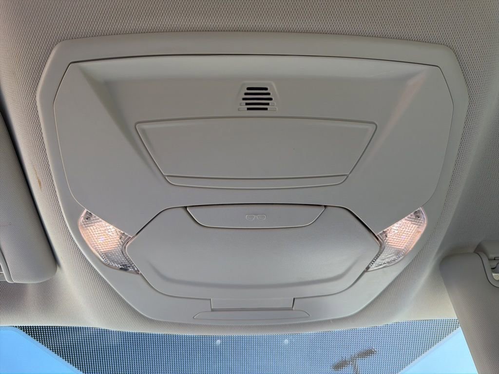 Used 2018 Ford Escape SE image 16