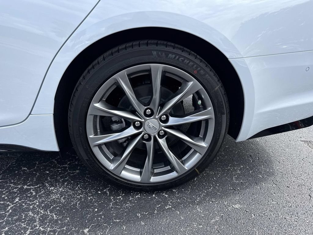 New 2026 Cadillac CT5 Sport w/ Technology Package RWD image 10