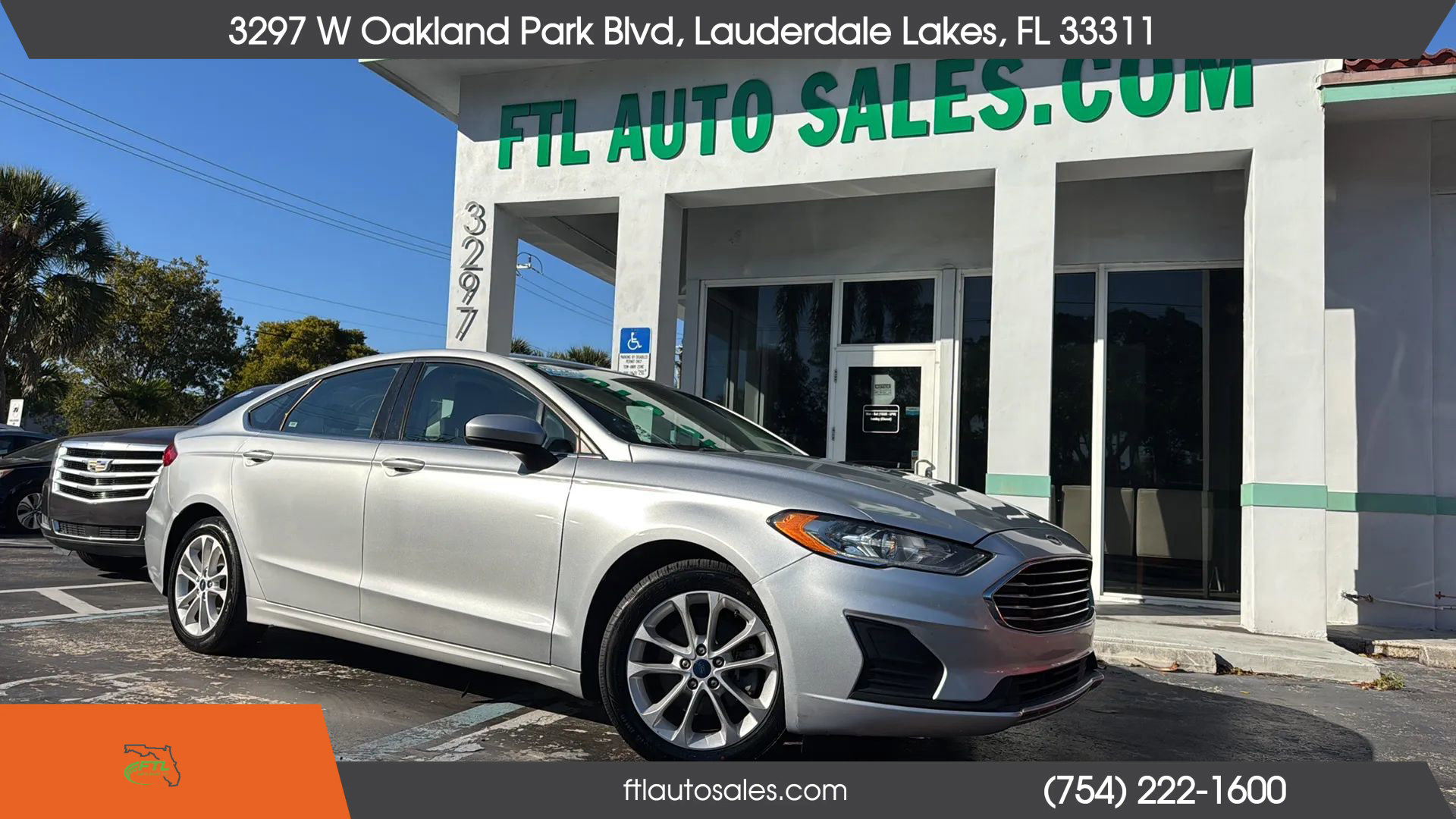 Used 2019 Ford Fusion SE image 2