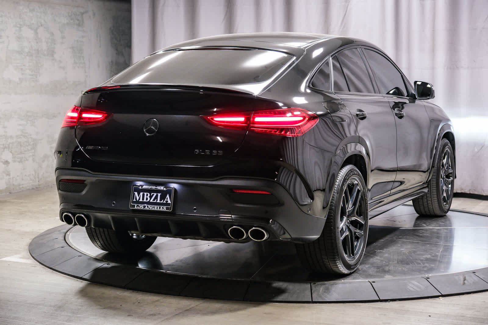 Used 2024 Mercedes-Benz GLE 53 AMG 4MATIC Coupe image 4