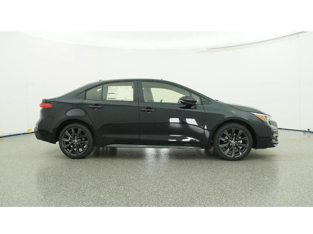Used 2026 Toyota Corolla SE FWD image 32