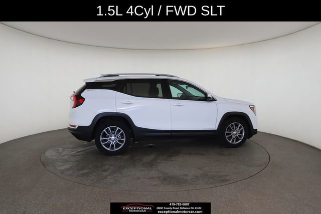 Used 2023 GMC Terrain SLT image 22