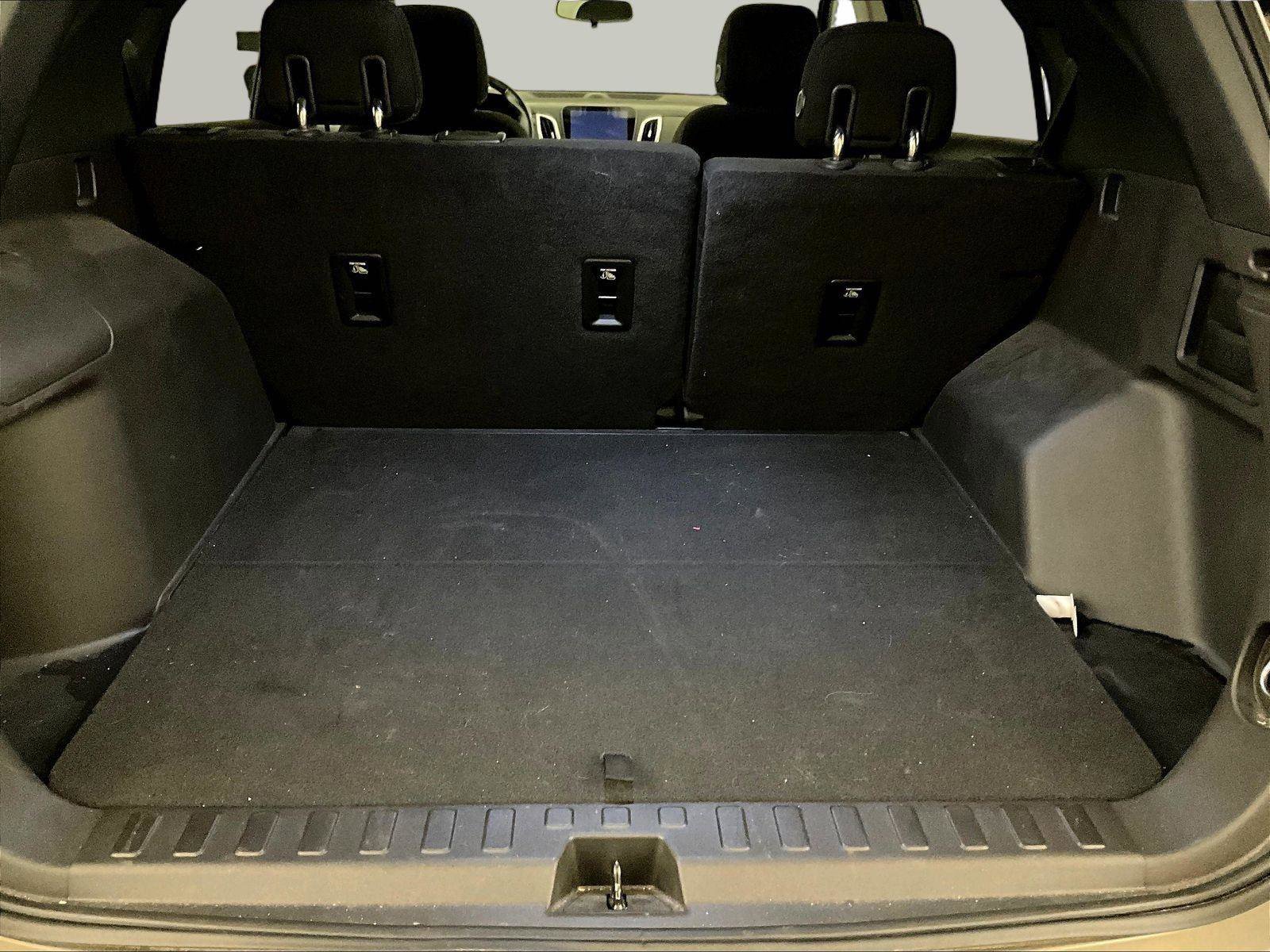 Used 2019 Chevrolet Equinox LT w/ Sun & Navigation Package image 33