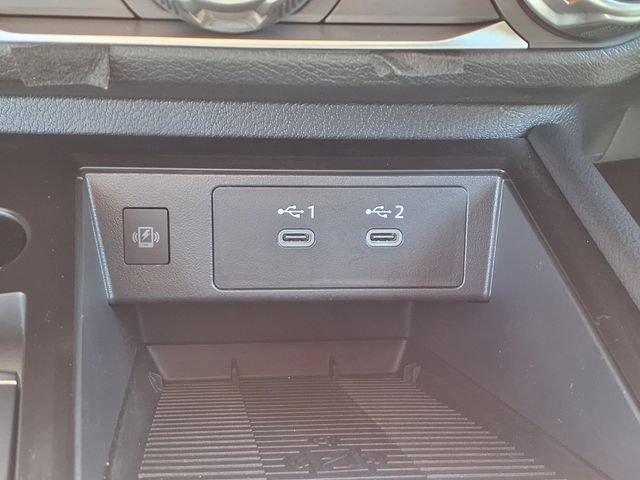 Certified 2025 Nissan Kicks SV AWD/4WD image 8
