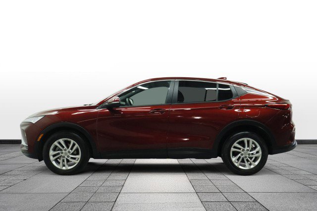 Used 2025 Buick Envista Preferred w/ Convenience II Package FWD image 4