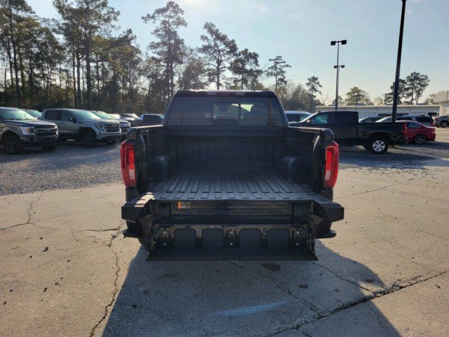 Used 2025 GMC Sierra 1500 Denali w/ Technology Package AWD/4WD image 8