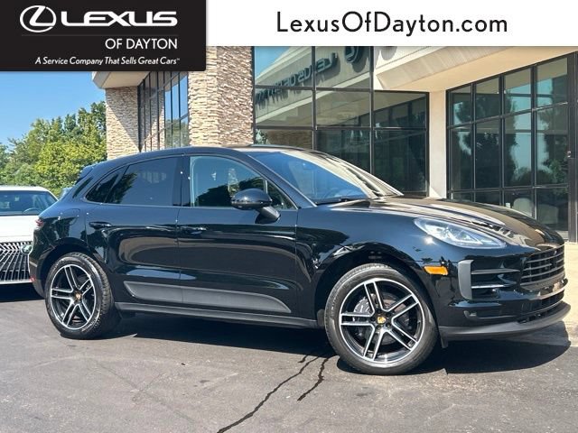 Used 2021 Porsche Macan AWD/4WD image 1