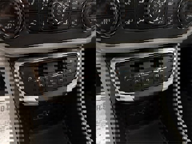 Used 2023 GMC Terrain SLE w/ Driver Convenience Package image 46