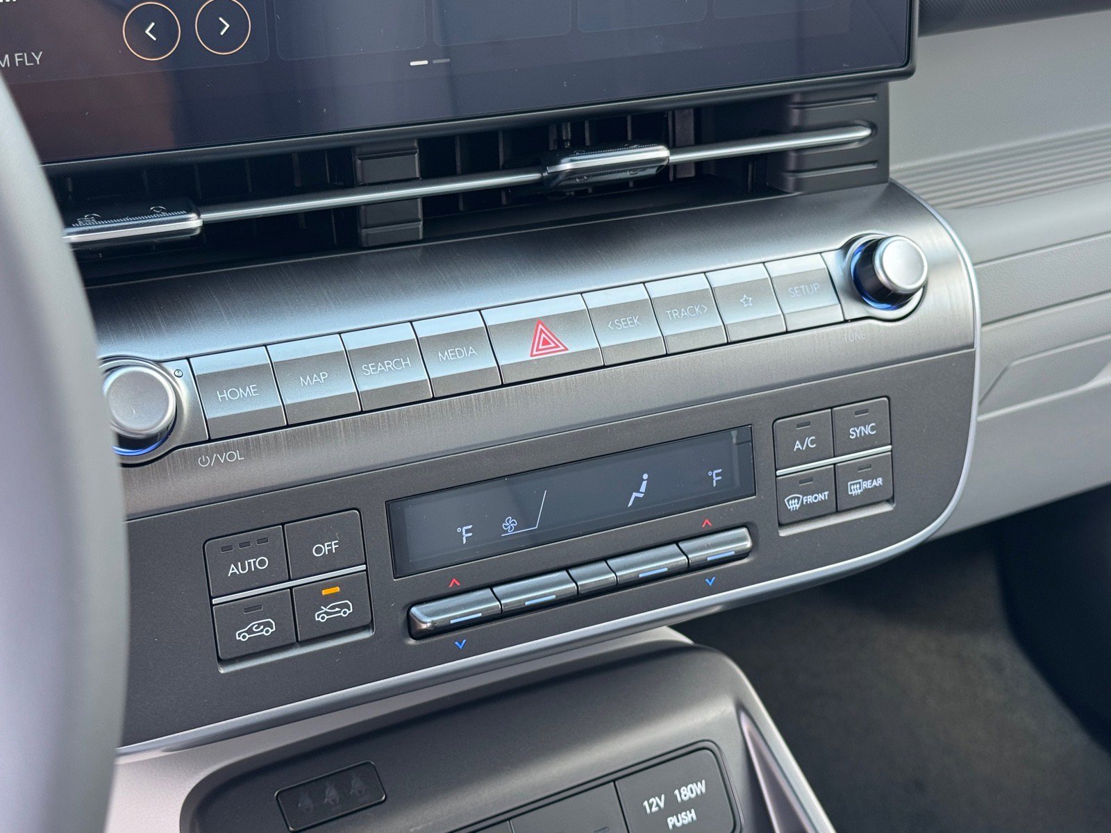 New 2026 Hyundai Kona SEL Premium image 23