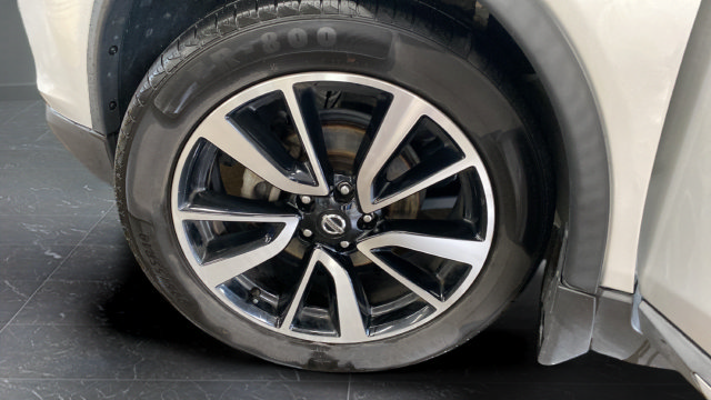 Used 2020 Nissan Rogue SL AWD/4WD image 31