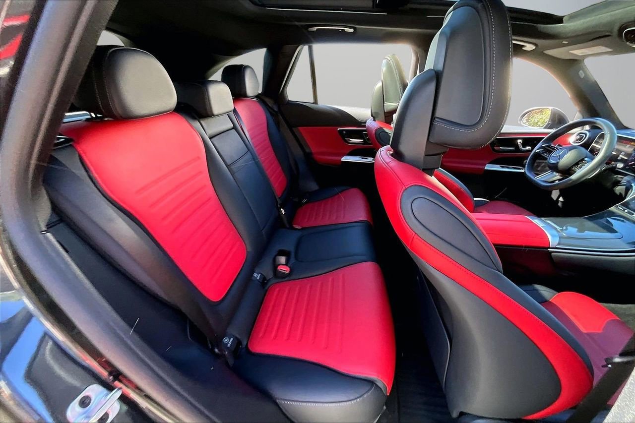 Used 2023 Mercedes-Benz GLC 300 image 25