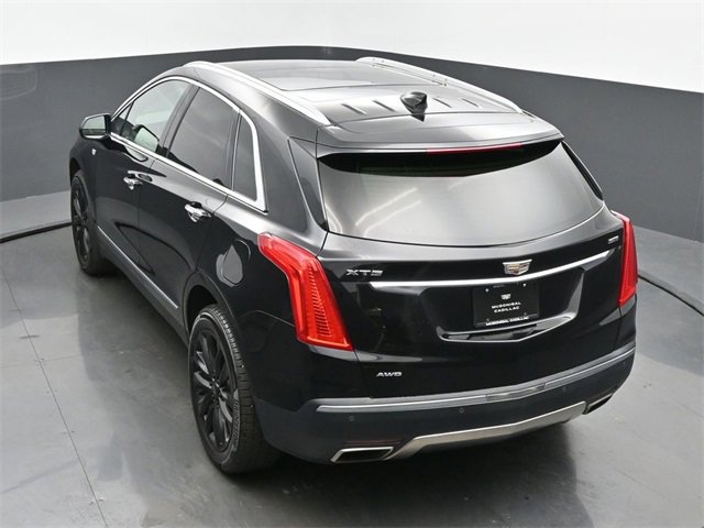 Used 2017 Cadillac XT5 Platinum image 41