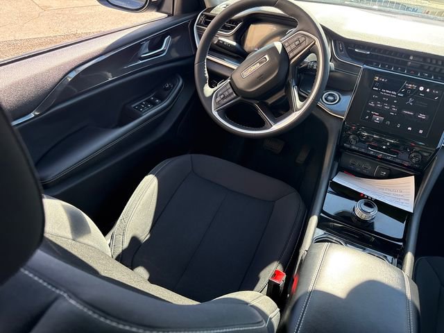 Used 2023 Jeep Grand Cherokee L Laredo w/ Luxury Tech Group I AWD/4WD image 20